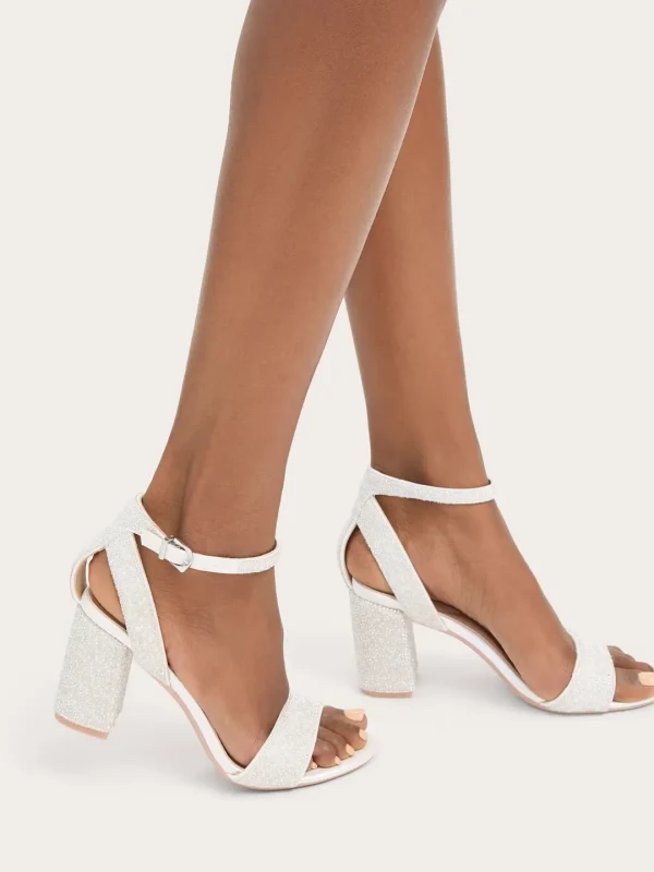 Kianni Crystal Pearl Block Heel in White – detail