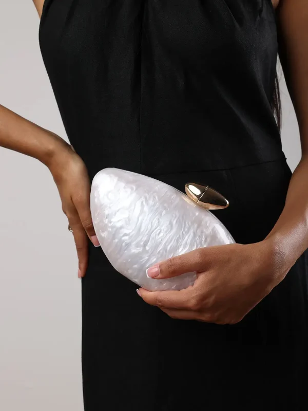 Marble Acrylic Clutch Bag – detail
