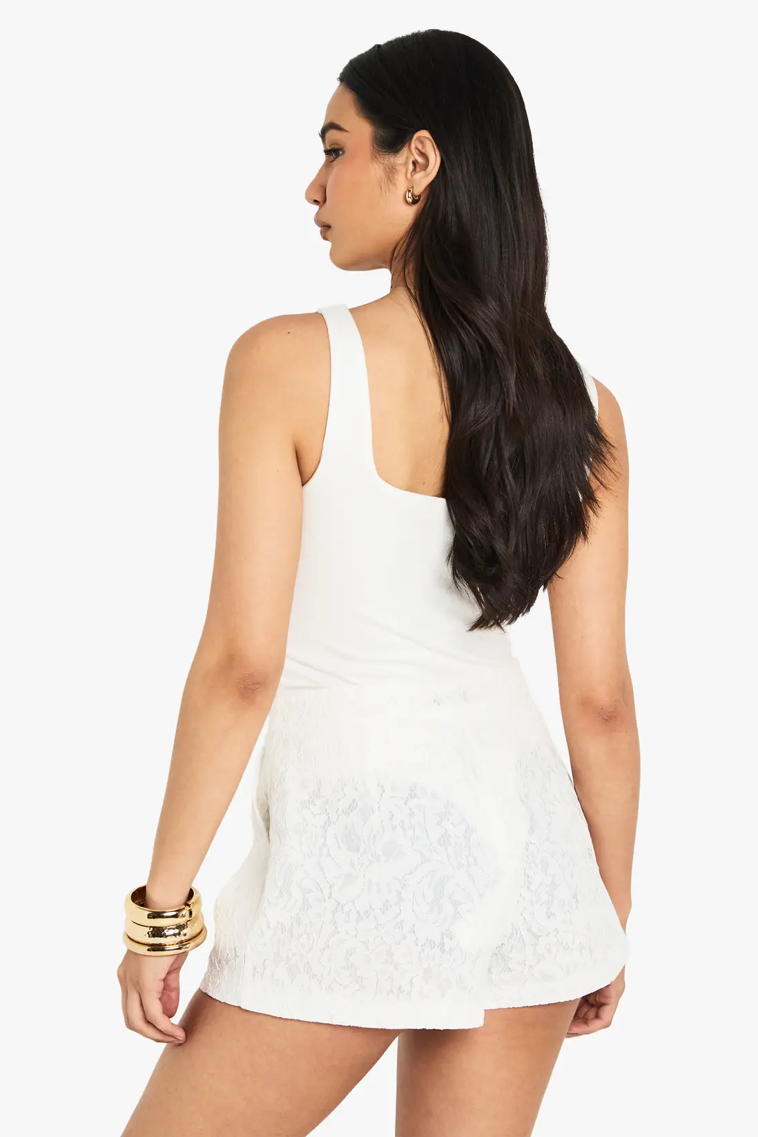 White lace tailored shorts for the bride — side detail